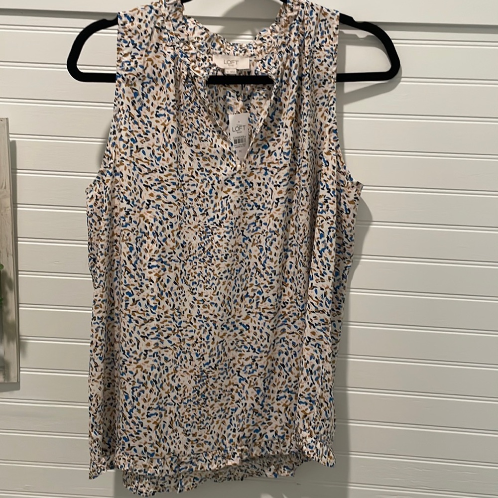 LOFT Sleeveless Top. M